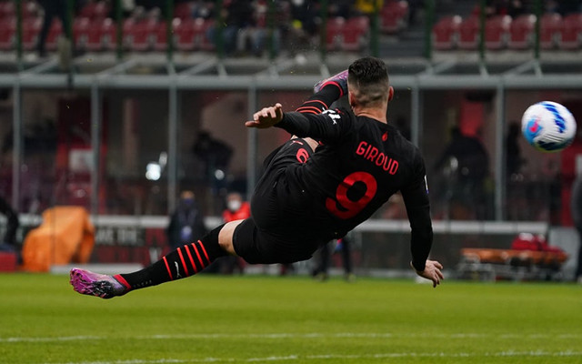  卡利亚里主场草皮翻新,球员适应度成焦点  